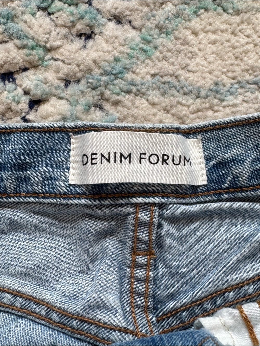 Denim Forum The Yoko High Rise Mid Thigh Midi Denim Jean Short Size 27 / 4 EUC - Picture 5 of 11